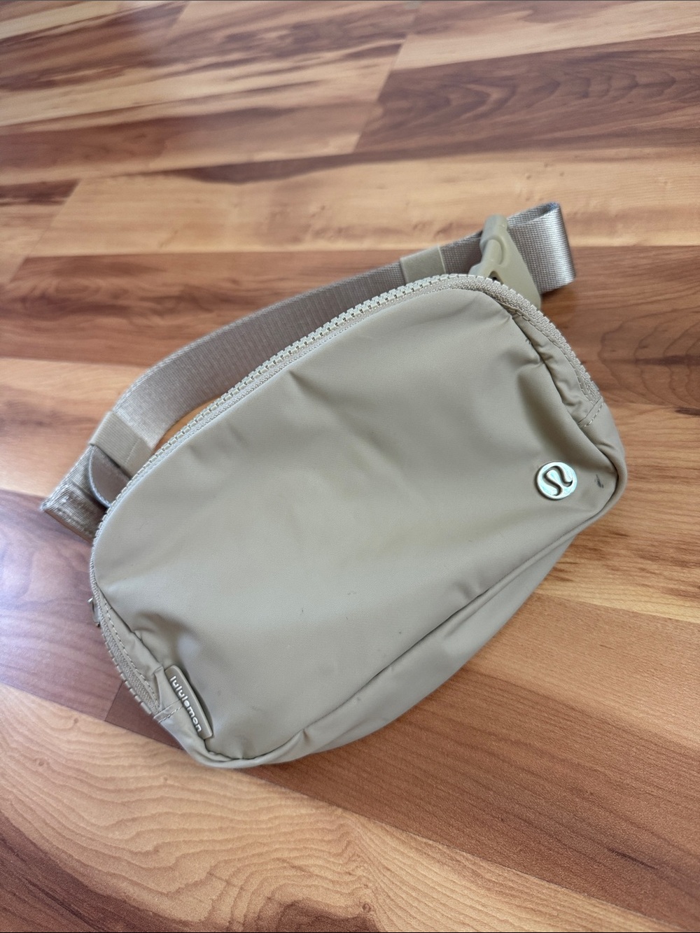 lululemon athletica women’s Tan Belt Bag